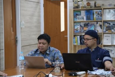Pemaparan Materi Benchmarking
